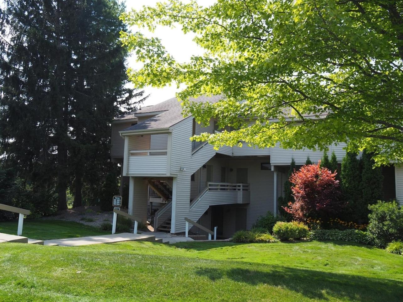 Villa The Grand Getaway - Gorgeous And Great Location! Traverse Stadt Exterior foto